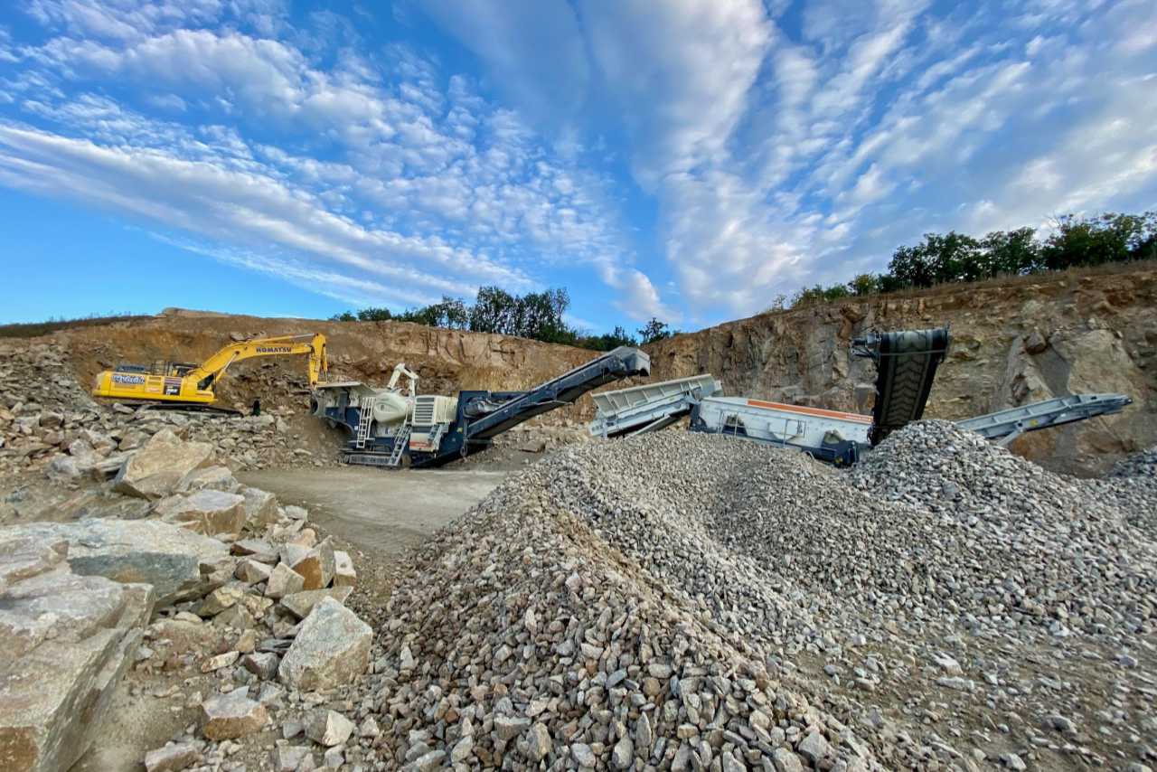 Mobile Brechanlage im Hengl-Steinbruch
